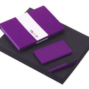 фиолетовый