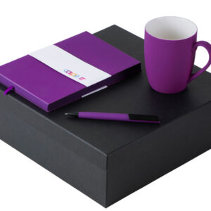 фиолетовый